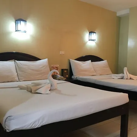 Sampaguita Suites Plaza Garcia